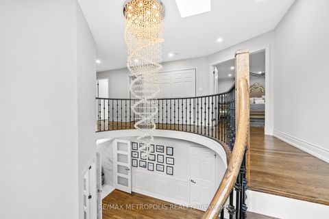 Photo 20 at 914 Sproule Crescent, Pinecrest, Oshawa