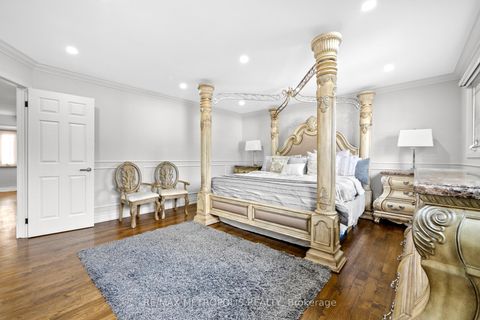 Photo 23 at 914 Sproule Crescent, Pinecrest, Oshawa