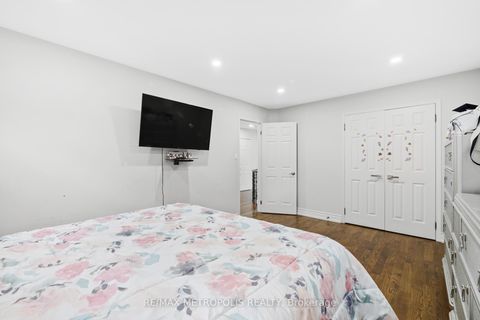 Photo 32 at 914 Sproule Crescent, Pinecrest, Oshawa