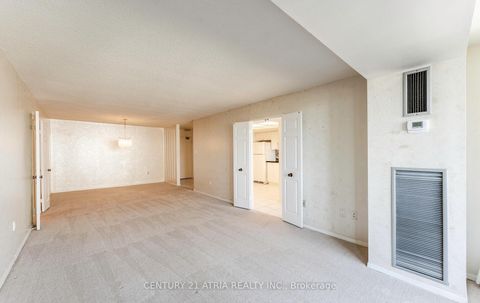 Photo 10 at 1505 - 2330 Bridletowne Circle, L'Amoreaux, Toronto