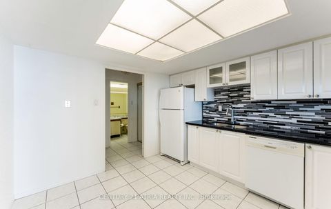 Photo 12 at 1505 - 2330 Bridletowne Circle, L'Amoreaux, Toronto