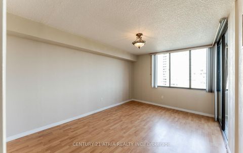 Photo 14 at 1505 - 2330 Bridletowne Circle, L'Amoreaux, Toronto
