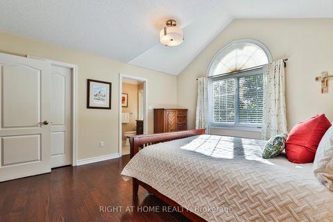 Photo 26 at 2435 VALLEY FOREST Way, RO River Oaks, Oakville