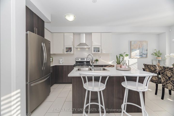 Photo 11 at 14 Fryent Street, Northwest Brampton, Brampton