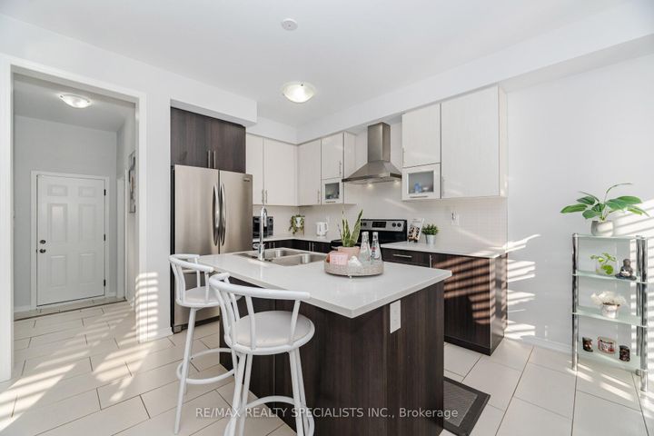 Photo 12 at 14 Fryent Street, Northwest Brampton, Brampton