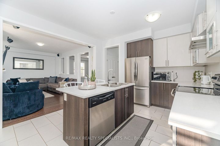 Photo 13 at 14 Fryent Street, Northwest Brampton, Brampton