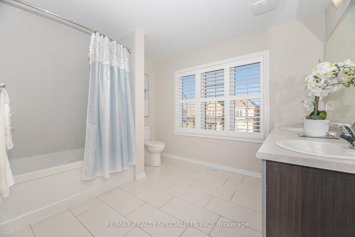 Photo 36 at 14 Fryent Street, Northwest Brampton, Brampton