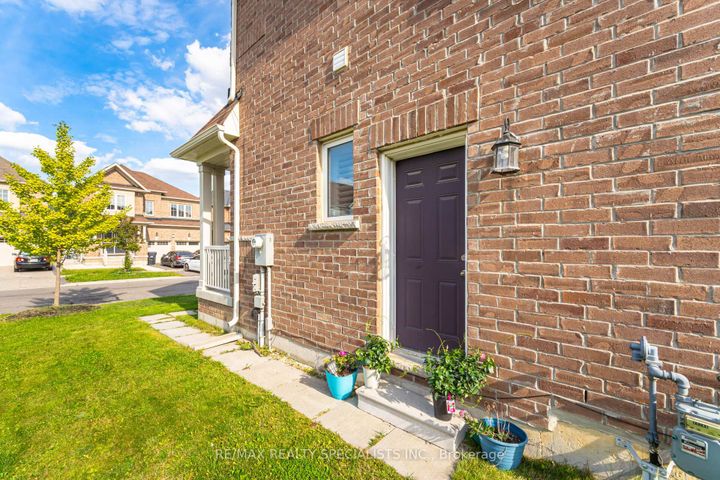Photo 45 at 14 Fryent Street, Northwest Brampton, Brampton