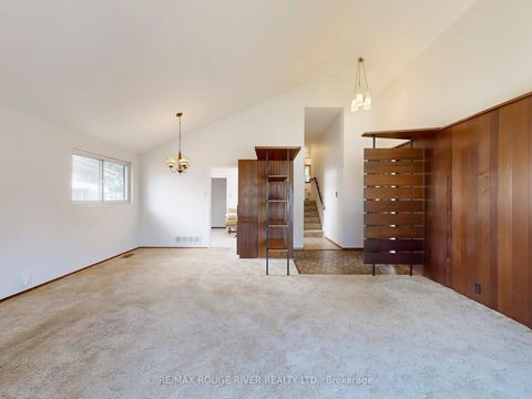 Photo 8 at 101 Oakley Boulevard, Bendale, Toronto