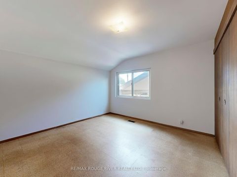 Photo 14 at 101 Oakley Boulevard, Bendale, Toronto