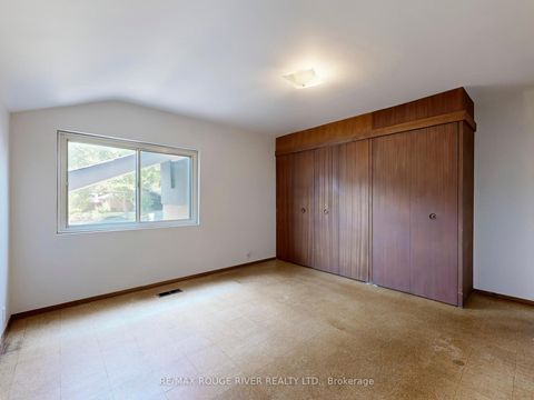 Photo 15 at 101 Oakley Boulevard, Bendale, Toronto