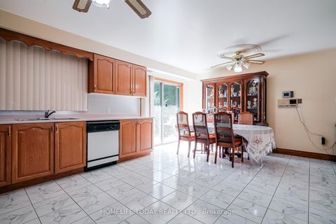 Photo 35 at 48 Torrance Road, Eglinton East, Toronto