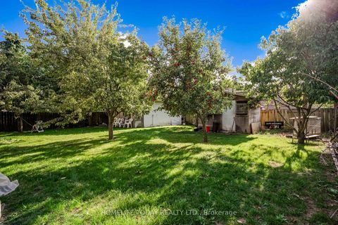 Photo 48 at 48 Torrance Road, Eglinton East, Toronto