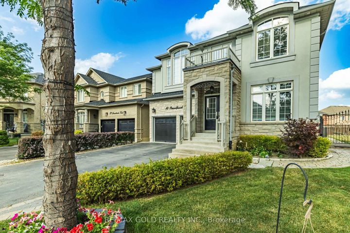 Photo 3 at 15 smoothrock Trail, Wellington North, Brampton