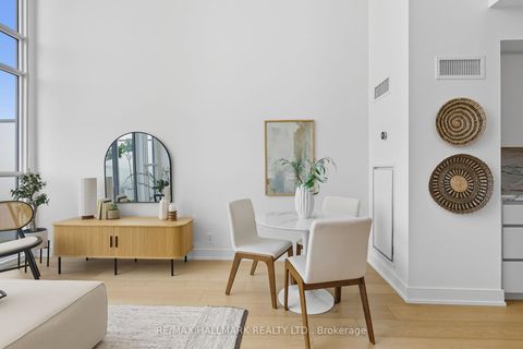 Photo 2 at 719 - 5 Hanna Avenue, Niagara, Toronto