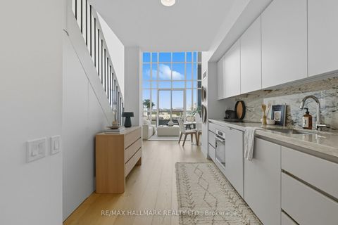 Photo 6 at 719 - 5 Hanna Avenue, Niagara, Toronto