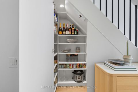 Photo 13 at 719 - 5 Hanna Avenue, Niagara, Toronto