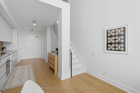 Photo 14 at 719 - 5 Hanna Avenue, Niagara, Toronto