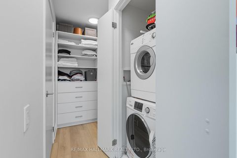 Photo 17 at 719 - 5 Hanna Avenue, Niagara, Toronto