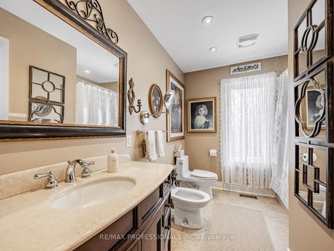 Photo 23 at 7 Ravenscrest Drive, Rosethorn, Toronto