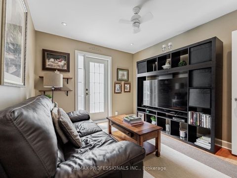 Photo 28 at 7 Ravenscrest Drive, Rosethorn, Toronto