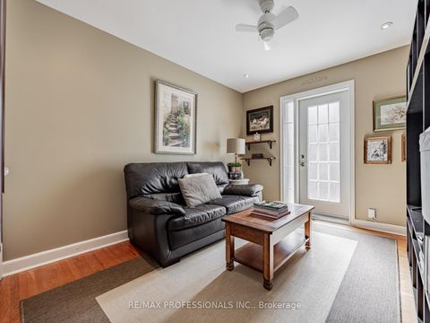 Photo 29 at 7 Ravenscrest Drive, Rosethorn, Toronto