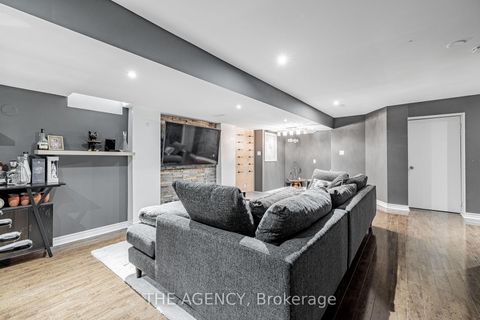 Photo 22 at 45 Castle Park Boulevard, Sonoma Heights, Vaughan