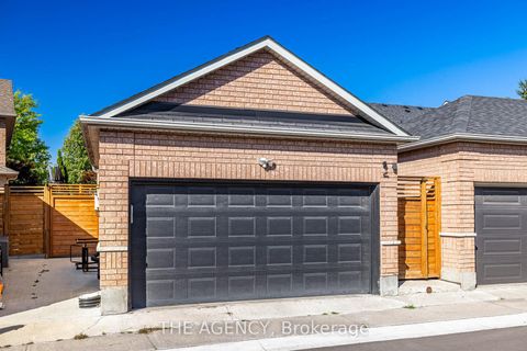 Photo 29 at 45 Castle Park Boulevard, Sonoma Heights, Vaughan