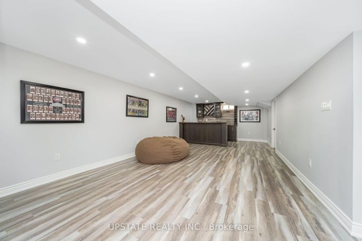 Photo 26 at 105 Royal West Drive, Credit Valley, Brampton