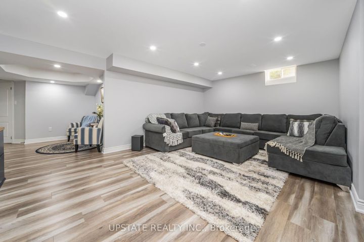 Photo 41 at 105 Royal West Drive, Credit Valley, Brampton