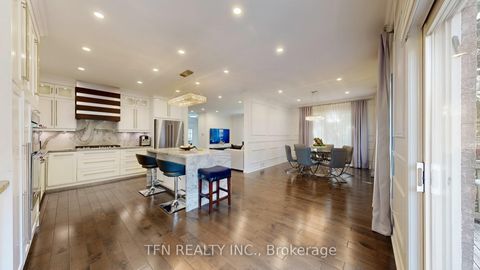 Photo 9 at 177 Bentoak Crescent, Patterson, Vaughan
