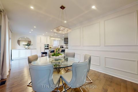 Photo 10 at 177 Bentoak Crescent, Patterson, Vaughan