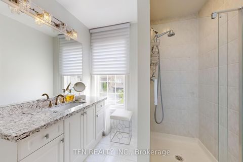 Photo 21 at 177 Bentoak Crescent, Patterson, Vaughan