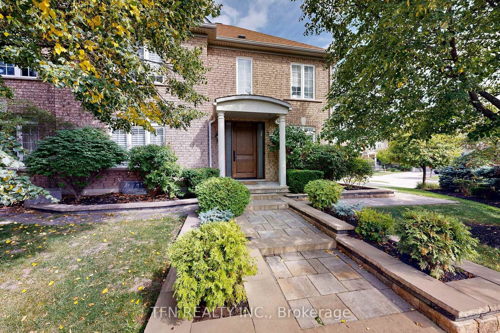 177 Bentoak Crescent, Patterson, Vaughan 