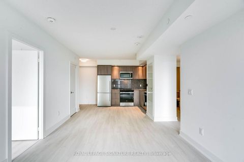 Photo 8 at 2501 - 10 Eva Road, Etobicoke West Mall, Toronto