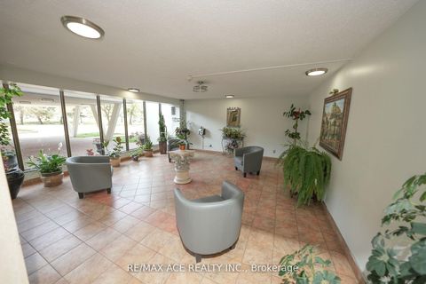 Photo 2 at 701 - 301 Prudential Drive, Dorset Park, Toronto