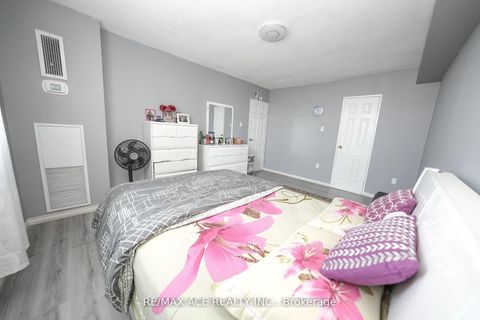 Photo 14 at 701 - 301 Prudential Drive, Dorset Park, Toronto
