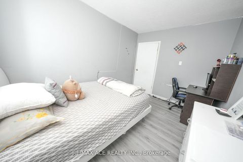 Photo 21 at 701 - 301 Prudential Drive, Dorset Park, Toronto Photo 21 at 701 - 301 Prudential Drive, Dorset Park, Toronto