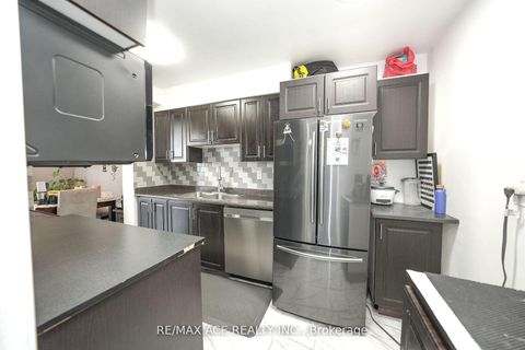 Photo 34 at 701 - 301 Prudential Drive, Dorset Park, Toronto
