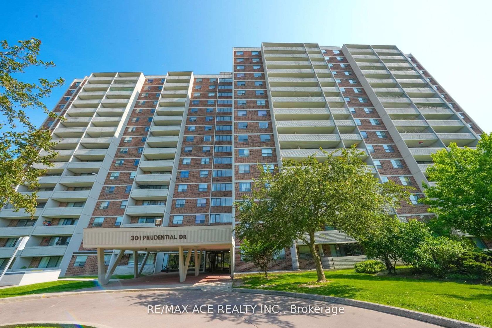 701 - 301 Prudential Drive, Dorset Park, Toronto by Loree Meneguzzi Real Estate 701 - 301 Prudential Drive, Dorset Park, Toronto