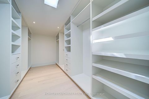 Photo 16 at 154 Glen Cedar Road, Cedarvale, Toronto