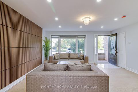 Photo 1 at 32 tara Avenue, Bendale, Toronto