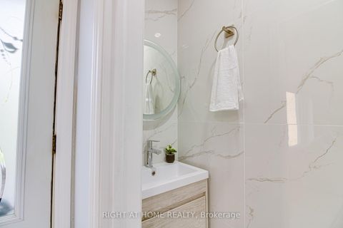 Photo 5 at 32 tara Avenue, Bendale, Toronto