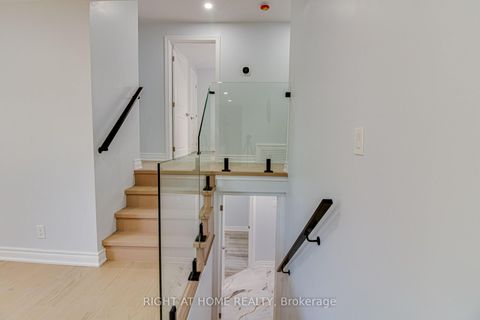 Photo 19 at 32 tara Avenue, Bendale, Toronto