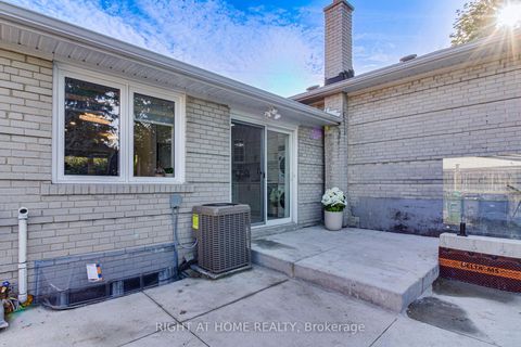 Photo 25 at 32 tara Avenue, Bendale, Toronto