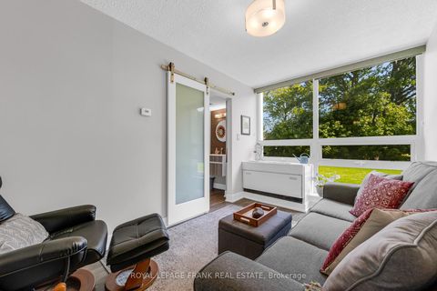 Photo 11 at 105 - 20 SPEERS Road, CO Central, Oakville