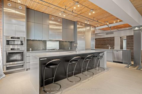 Photo 8 at 300 - 468 Wellington Street W, Waterfront Communities C1, Toronto