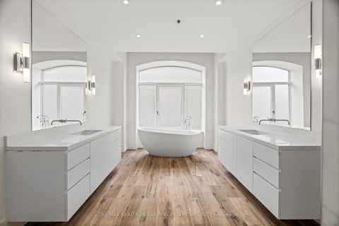 Photo 19 at 300 - 468 Wellington Street W, Waterfront Communities C1, Toronto