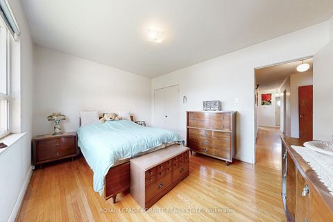 Photo 20 at 27 Hinton Road, Kipling, Toronto