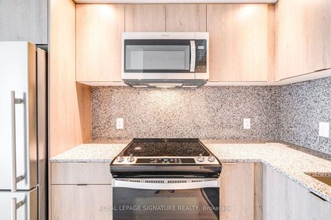 Photo 7 at 2505 - 10 Eva Road, Etobicoke West Mall, Toronto